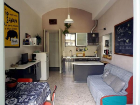 Central nice-three-room apartment with 2 bathrooms